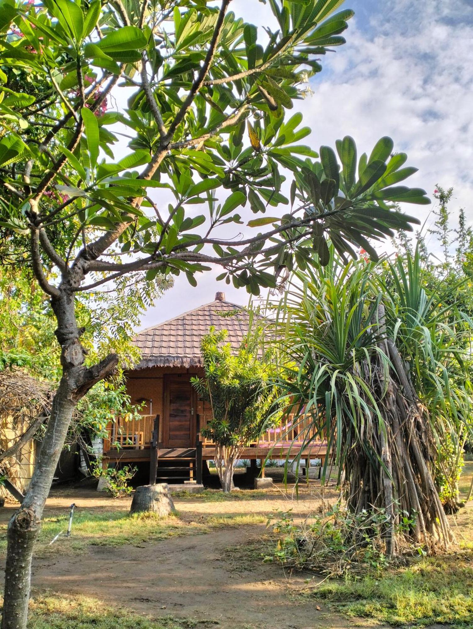 Tangga Bungalows ギリ・アイル エクステリア 写真