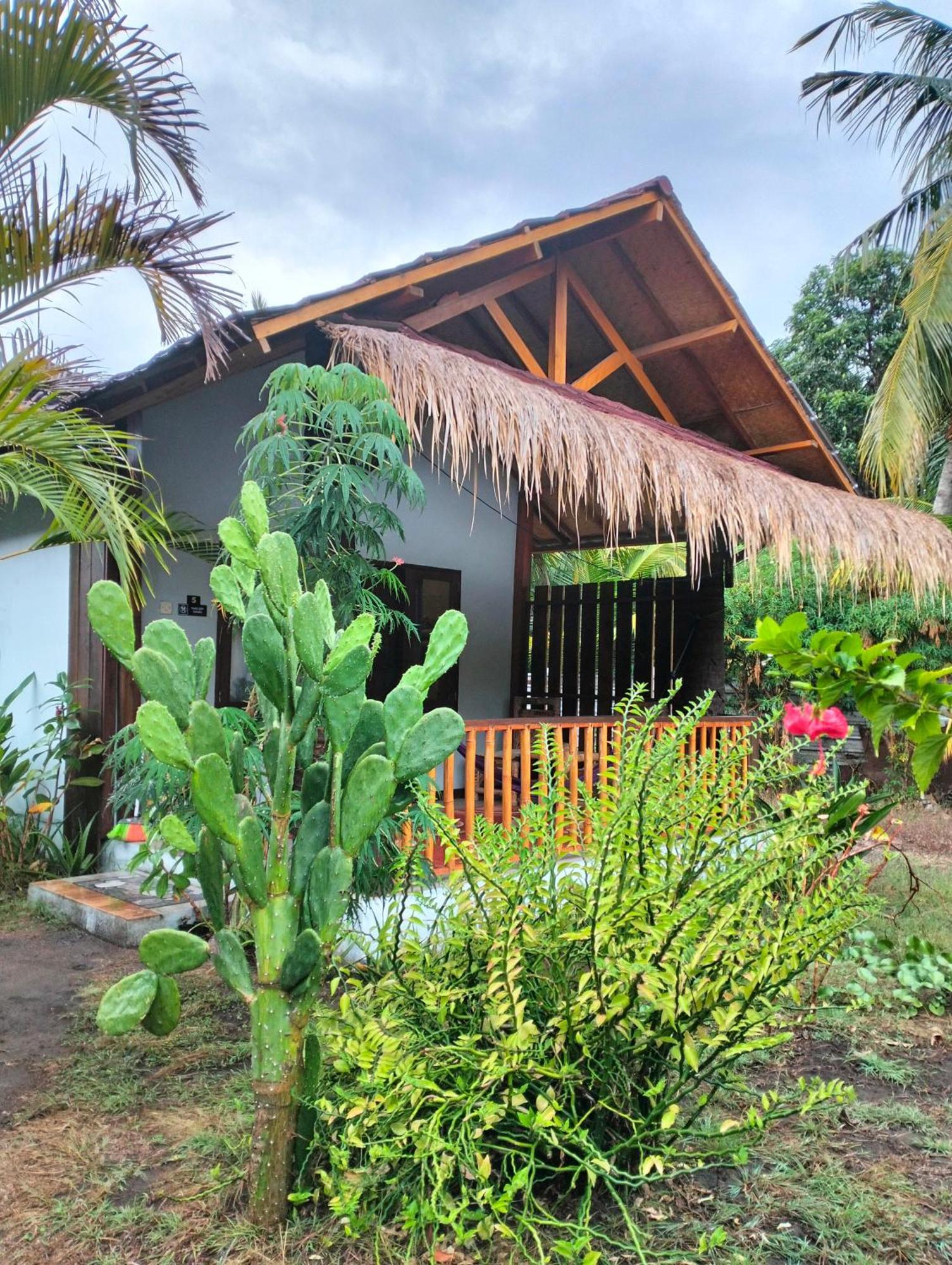 Tangga Bungalows ギリ・アイル エクステリア 写真