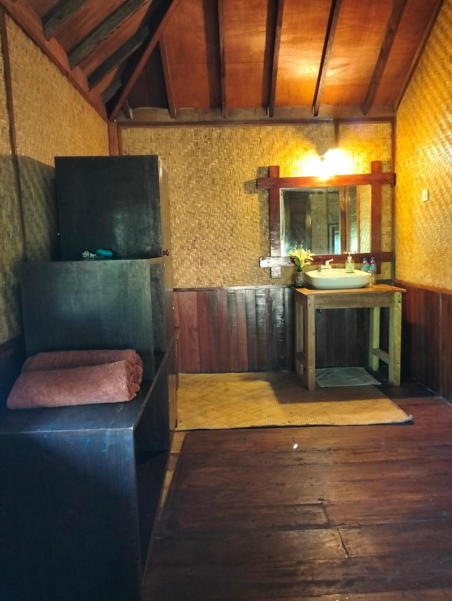 Tangga Bungalows ギリ・アイル 部屋 写真